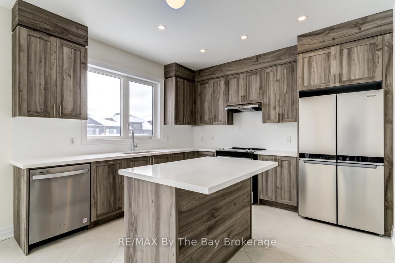 Photo 35 of 202 Mapleside Drive, Wasaga Beach — HOMEH