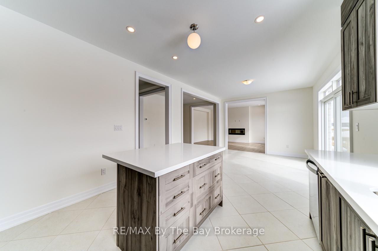 Photo 34 of 202 Mapleside Drive, Wasaga Beach — HOMEH