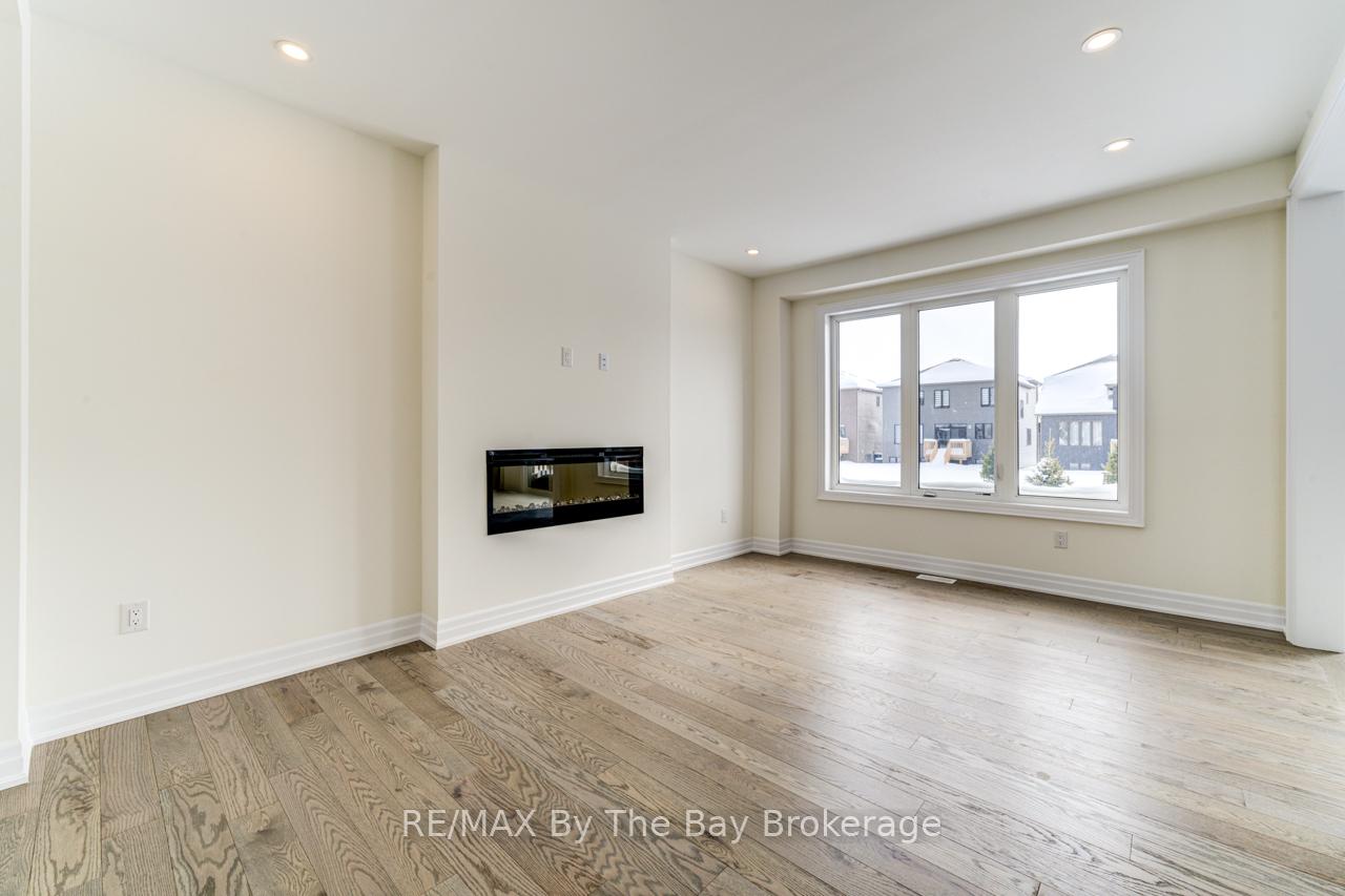 Photo 11 of 202 Mapleside Drive, Wasaga Beach — HOMEH