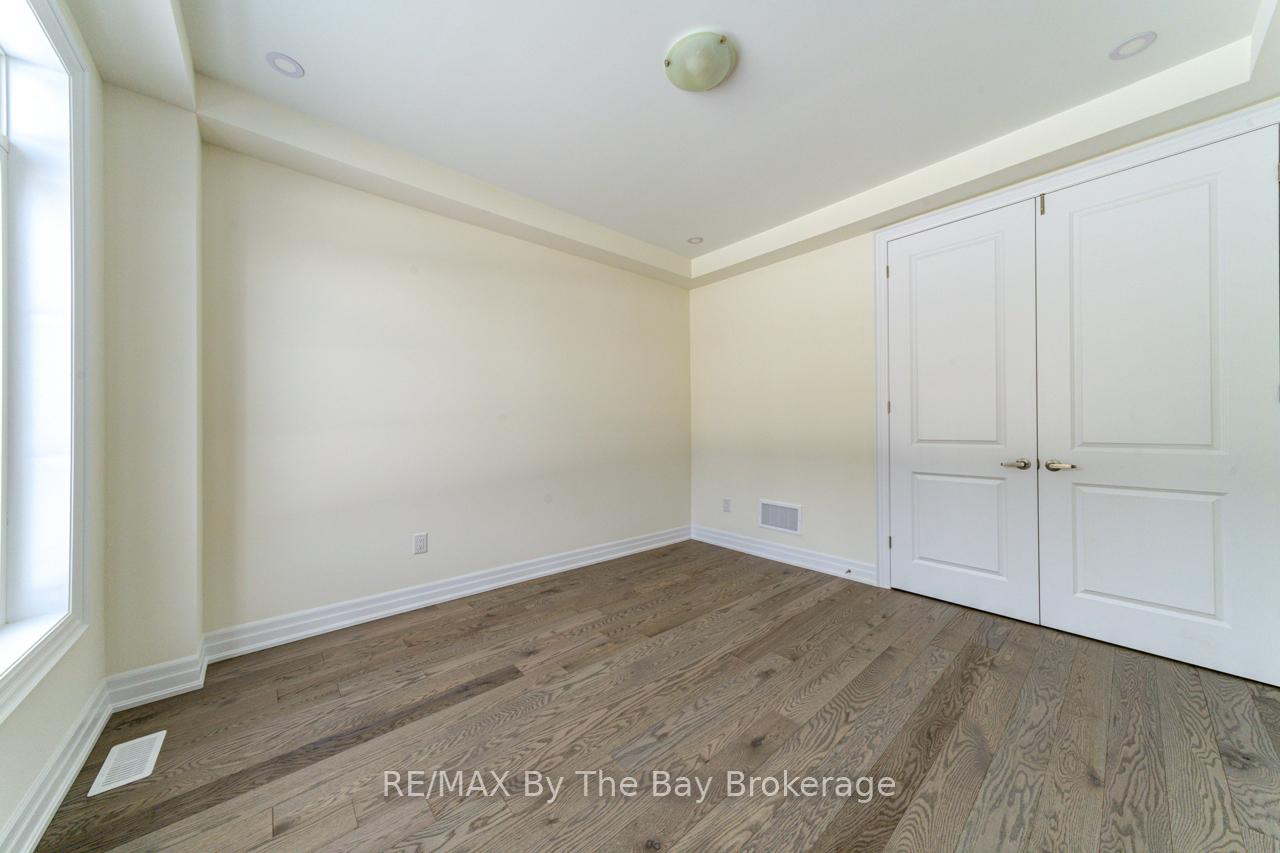 Photo 12 of 202 Mapleside Drive, Wasaga Beach — HOMEH
