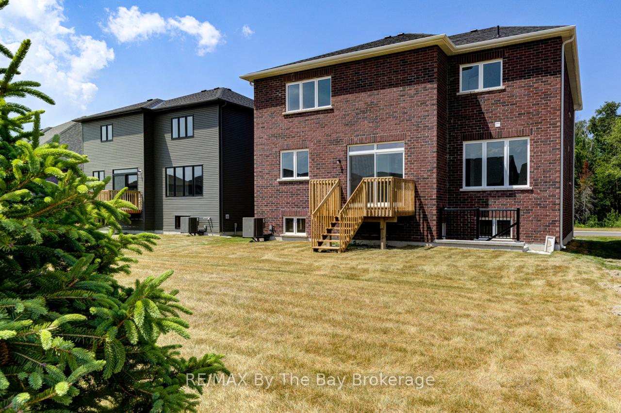 Photo 29 of 202 Mapleside Drive, Wasaga Beach — HOMEH