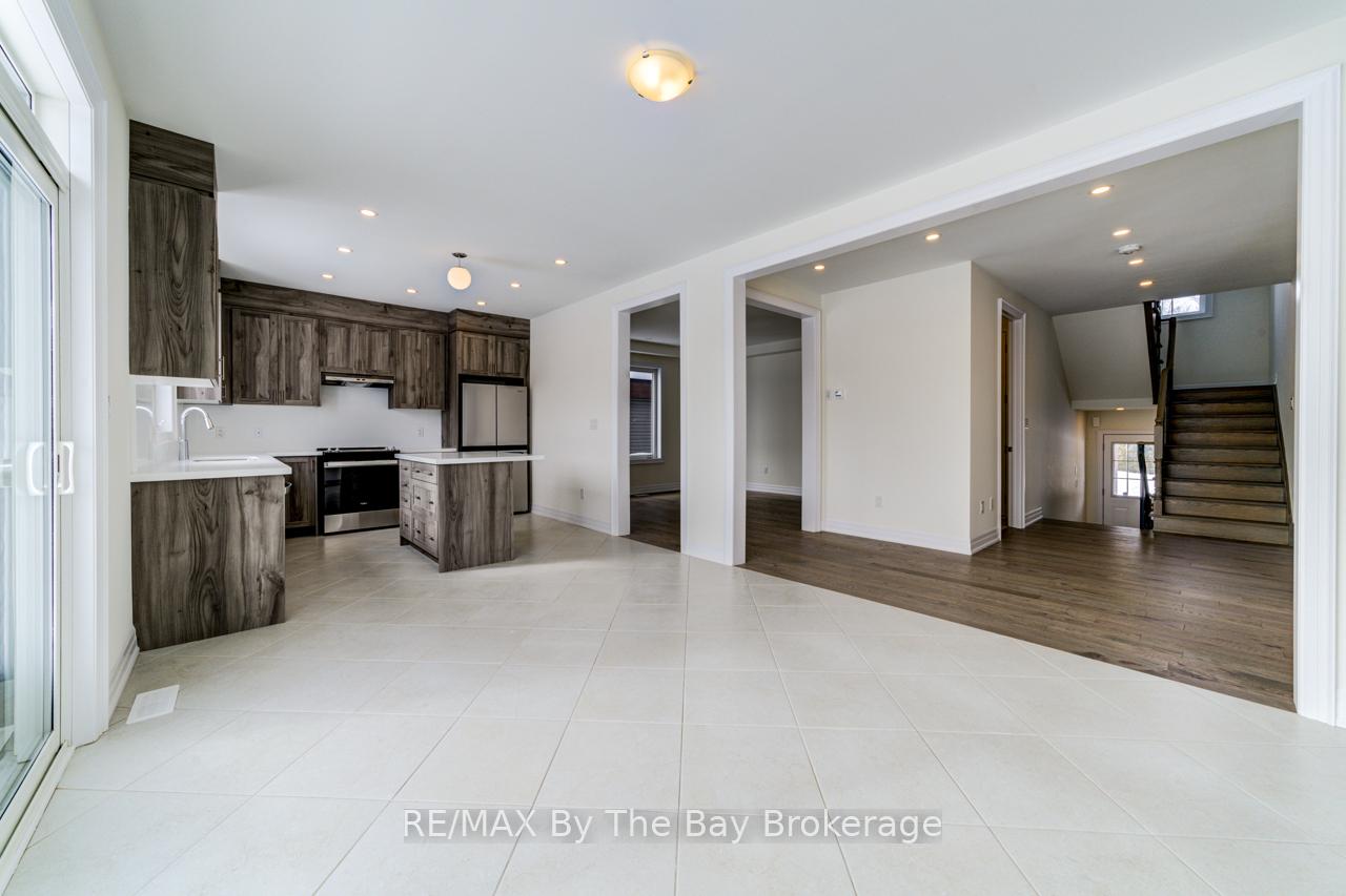 Photo 39 of 202 Mapleside Drive, Wasaga Beach — HOMEH