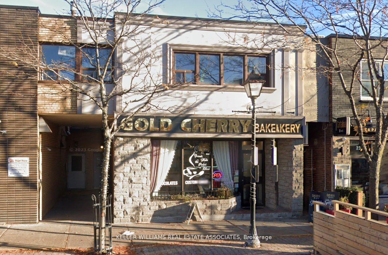 Front of 233 Lakeshore Road E