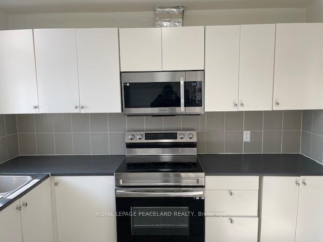 Photo 4 of 602 Gibb Street, Oshawa, Vanier — HOMEH