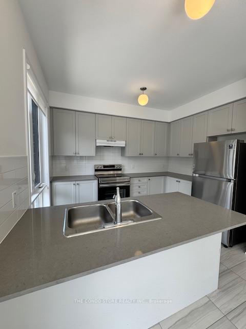 Photo 3 of 1 Steamboat Way, Whitby, Port Whitby — HOMEH