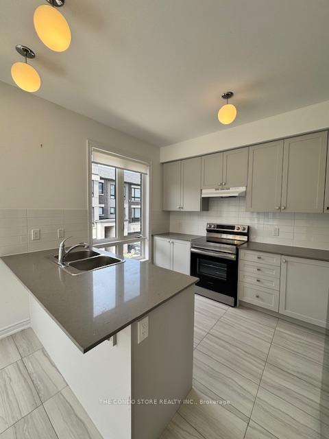 Photo 5 of 1 Steamboat Way, Whitby, Port Whitby — HOMEH