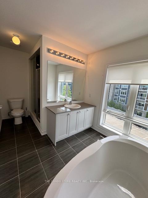 Photo 26 of 1 Steamboat Way, Whitby, Port Whitby — HOMEH