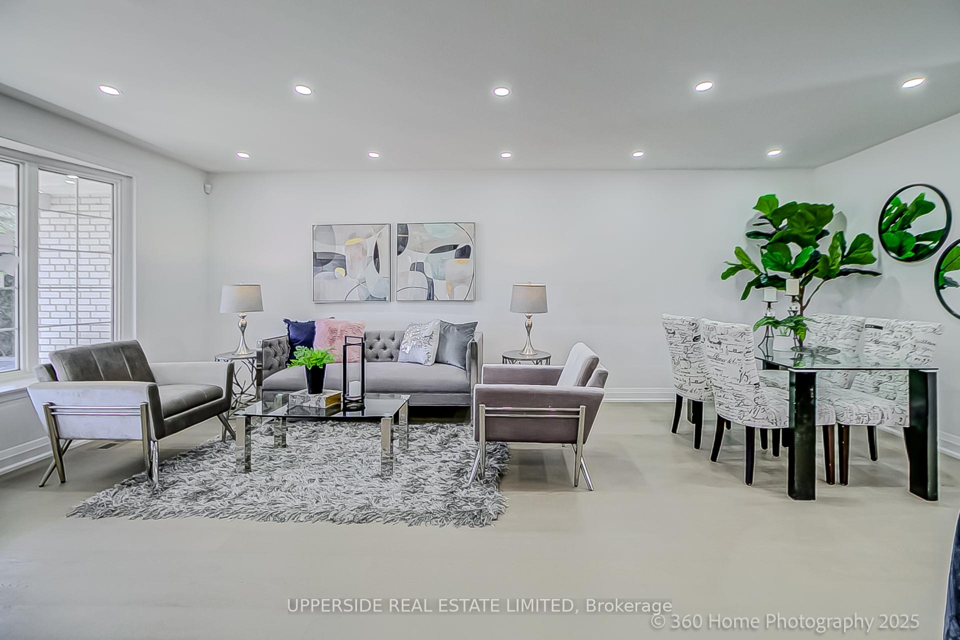 Photo 10 of 2 Christman Court, Markham, Markham Village — HOMEH