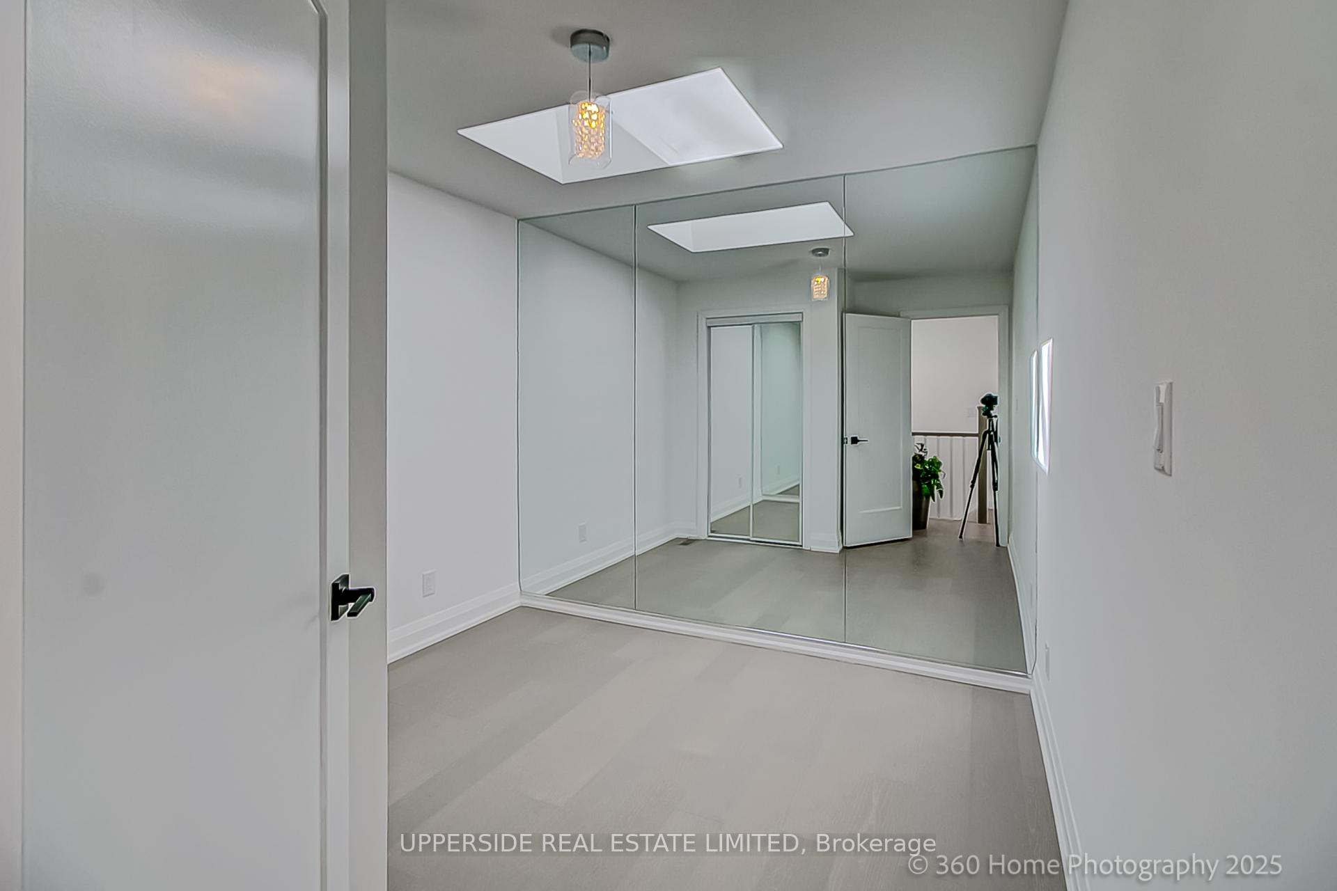 Photo 15 of 2 Christman Court, Markham, Markham Village — HOMEH