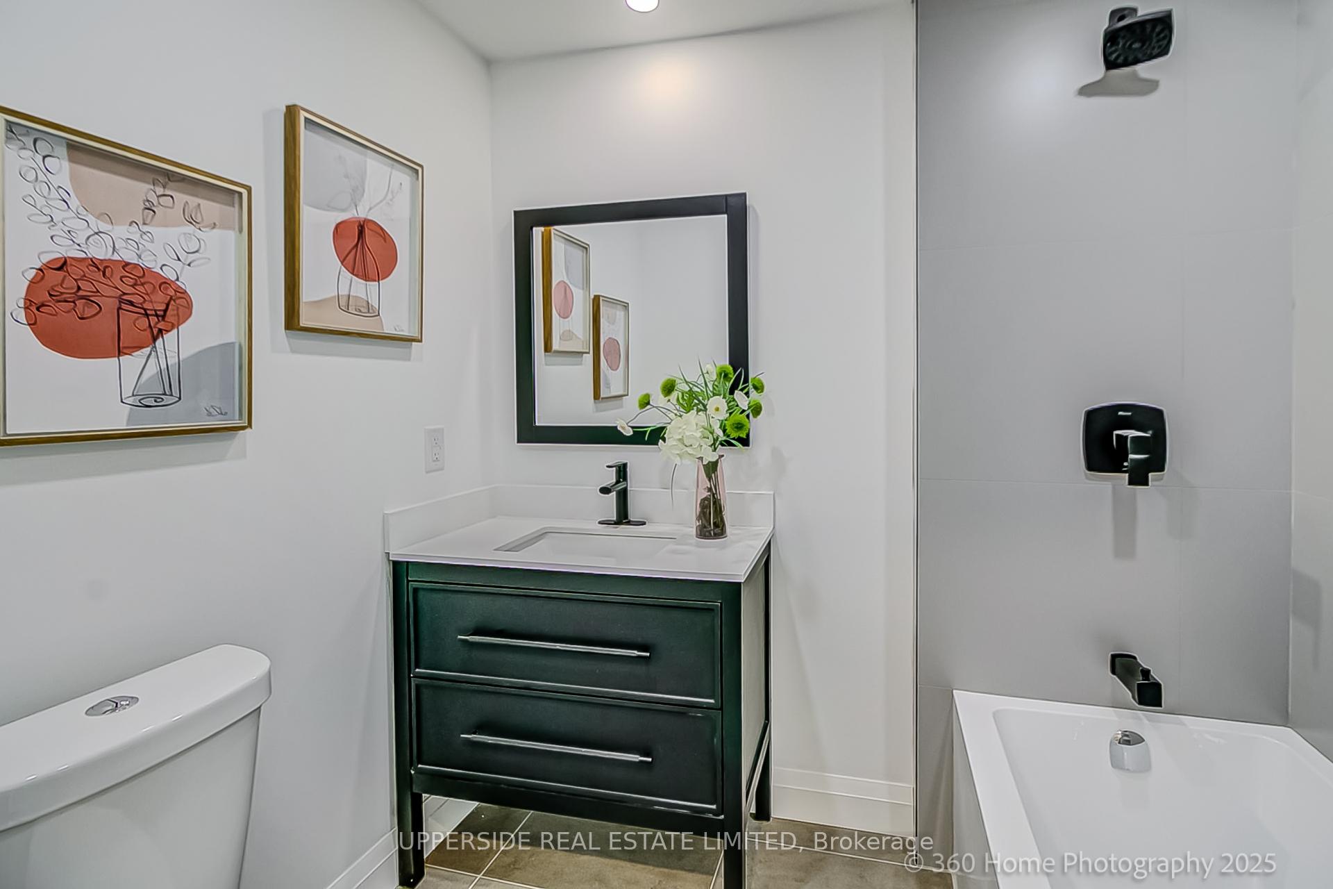 Photo 21 of 2 Christman Court, Markham, Markham Village — HOMEH