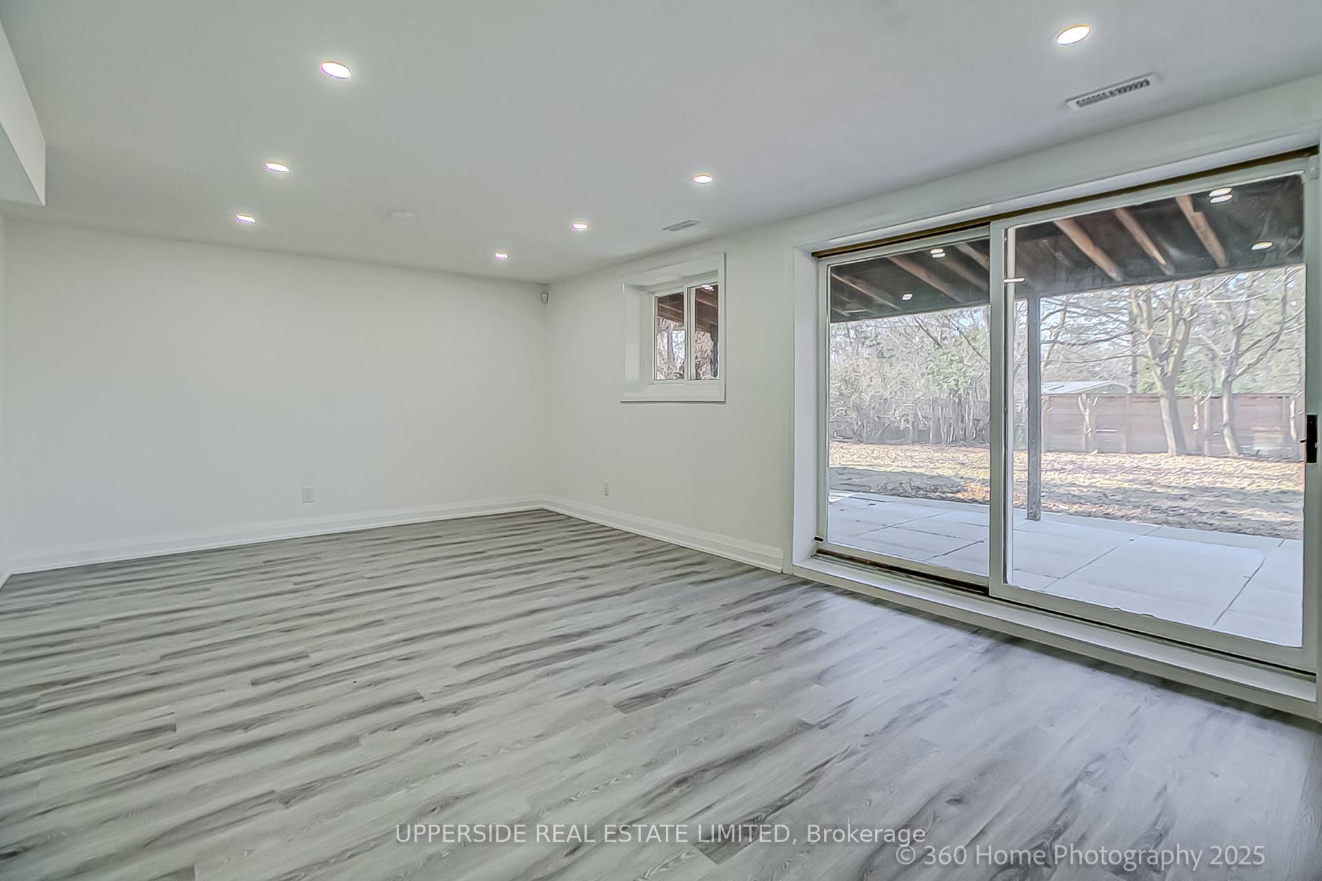 Photo 25 of 2 Christman Court, Markham, Markham Village — HOMEH