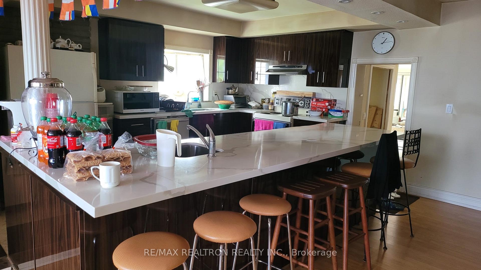 Photo 14 of 14385 Jane Street, King, Rural King — HOMEH