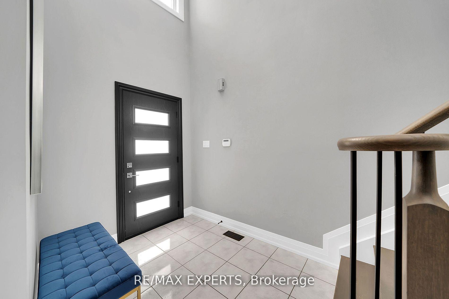 Photo 16 of 10 Kildrummy Gate, Vaughan, Maple — HOMEH