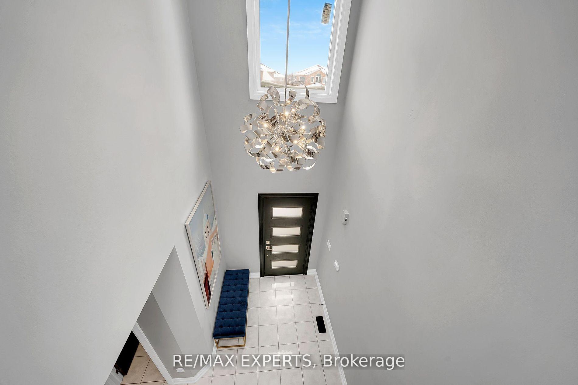 Photo 14 of 10 Kildrummy Gate, Vaughan, Maple — HOMEH
