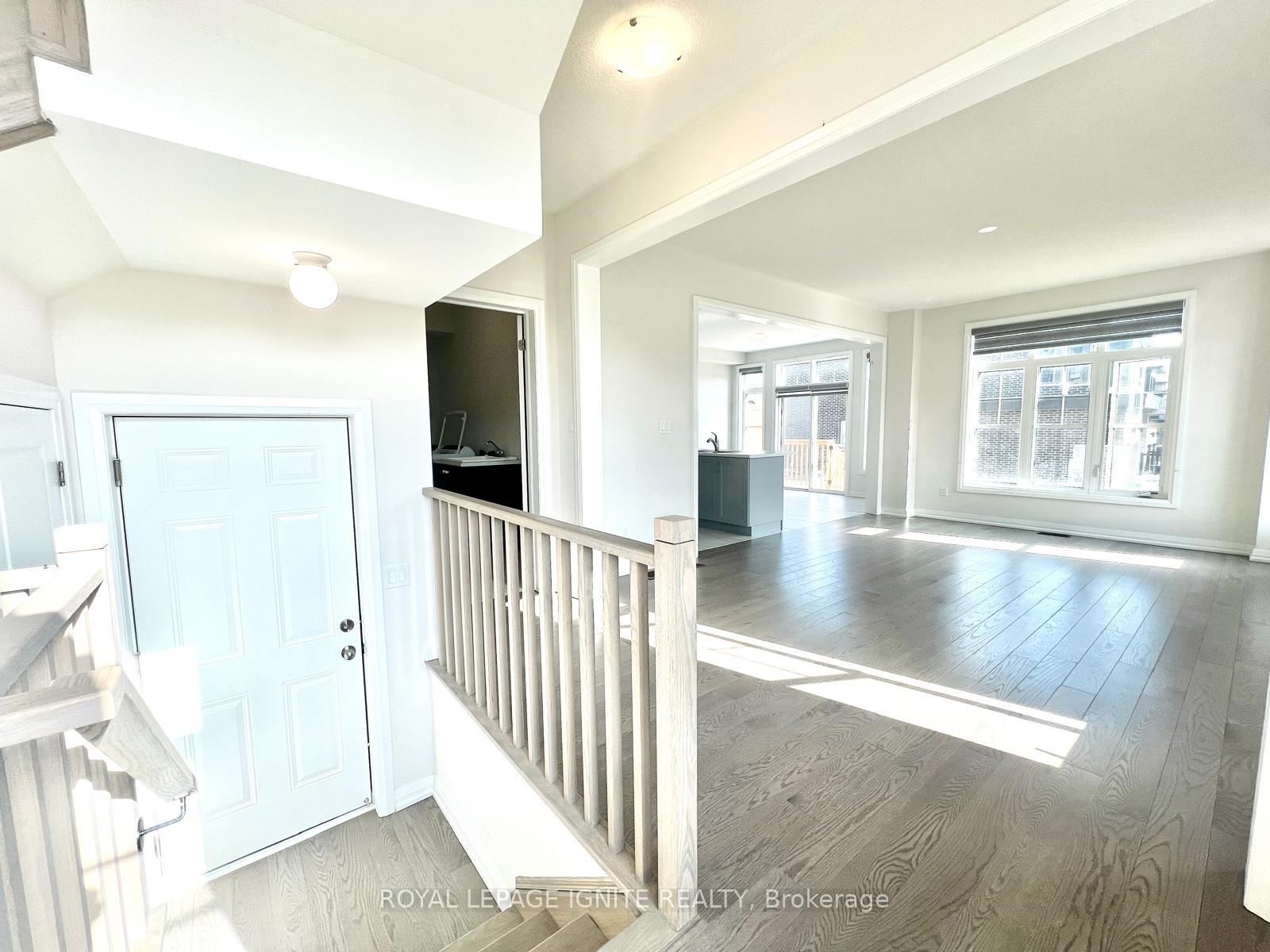 Photo 8 of 192 Rosanne Circle, Wasaga Beach — HOMEH
