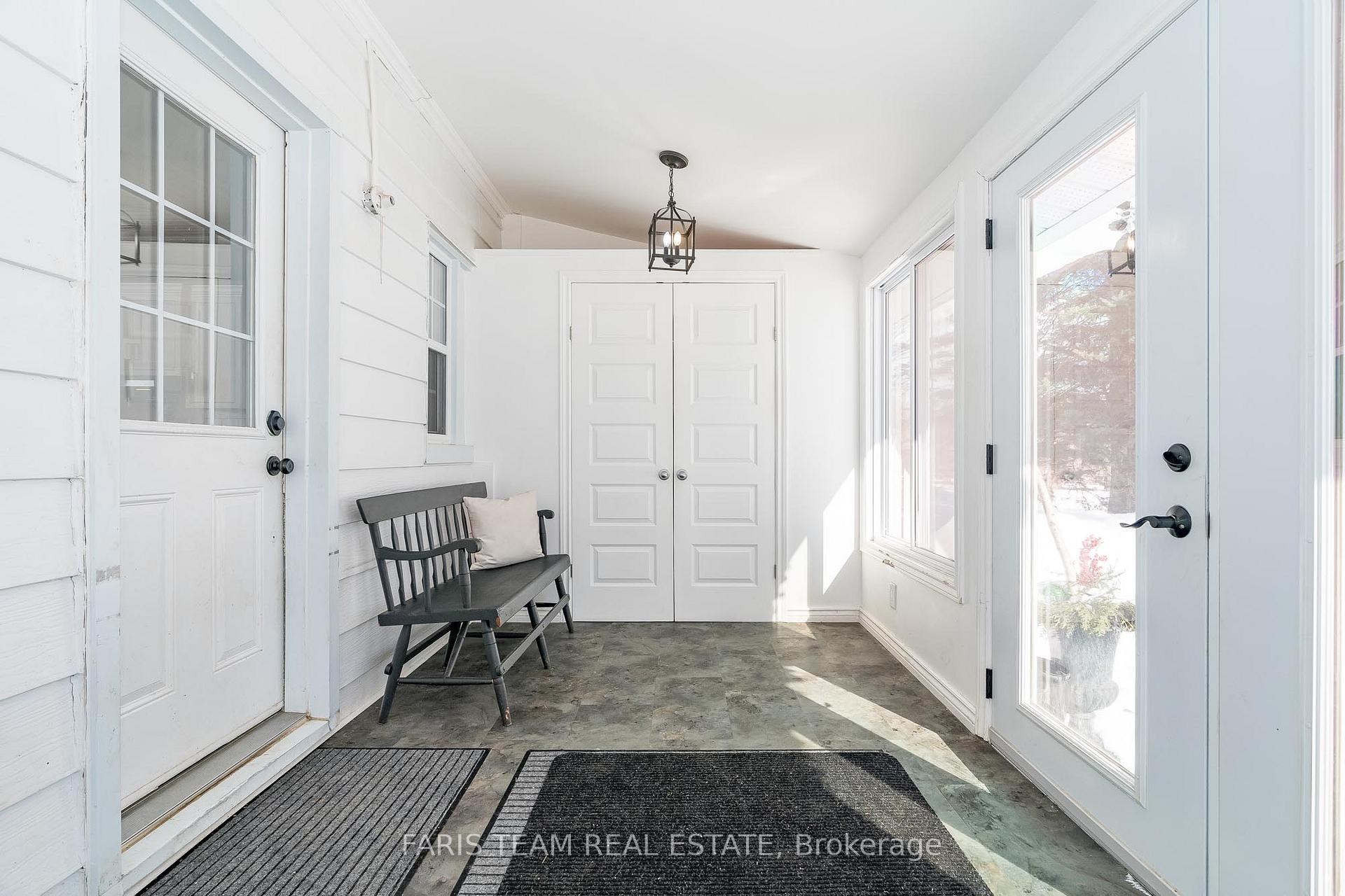 Photo 2 of 6236 Penetanguishene Road, Springwater, Elmvale — HOMEH