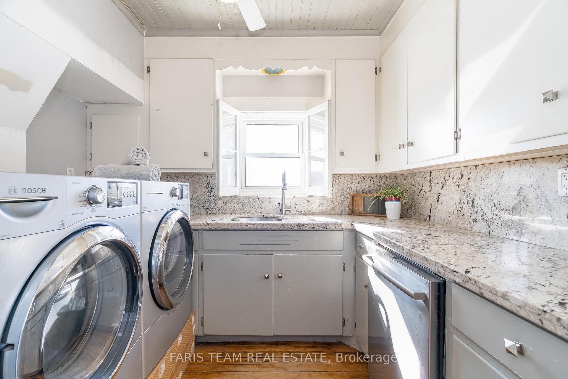 Photo 11 of 6236 Penetanguishene Road, Springwater, Elmvale — HOMEH