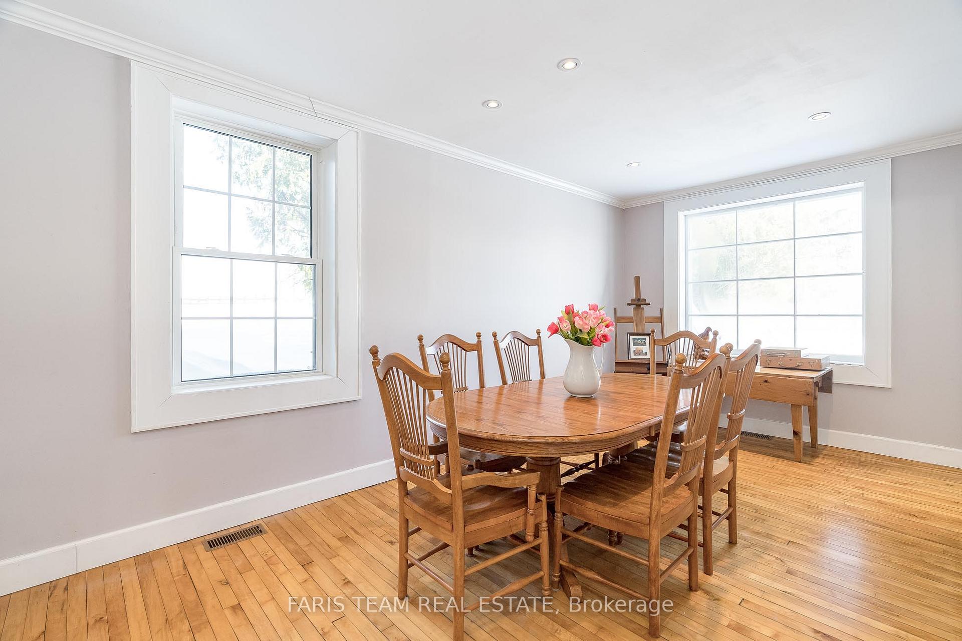 Photo 15 of 6236 Penetanguishene Road, Springwater, Elmvale — HOMEH