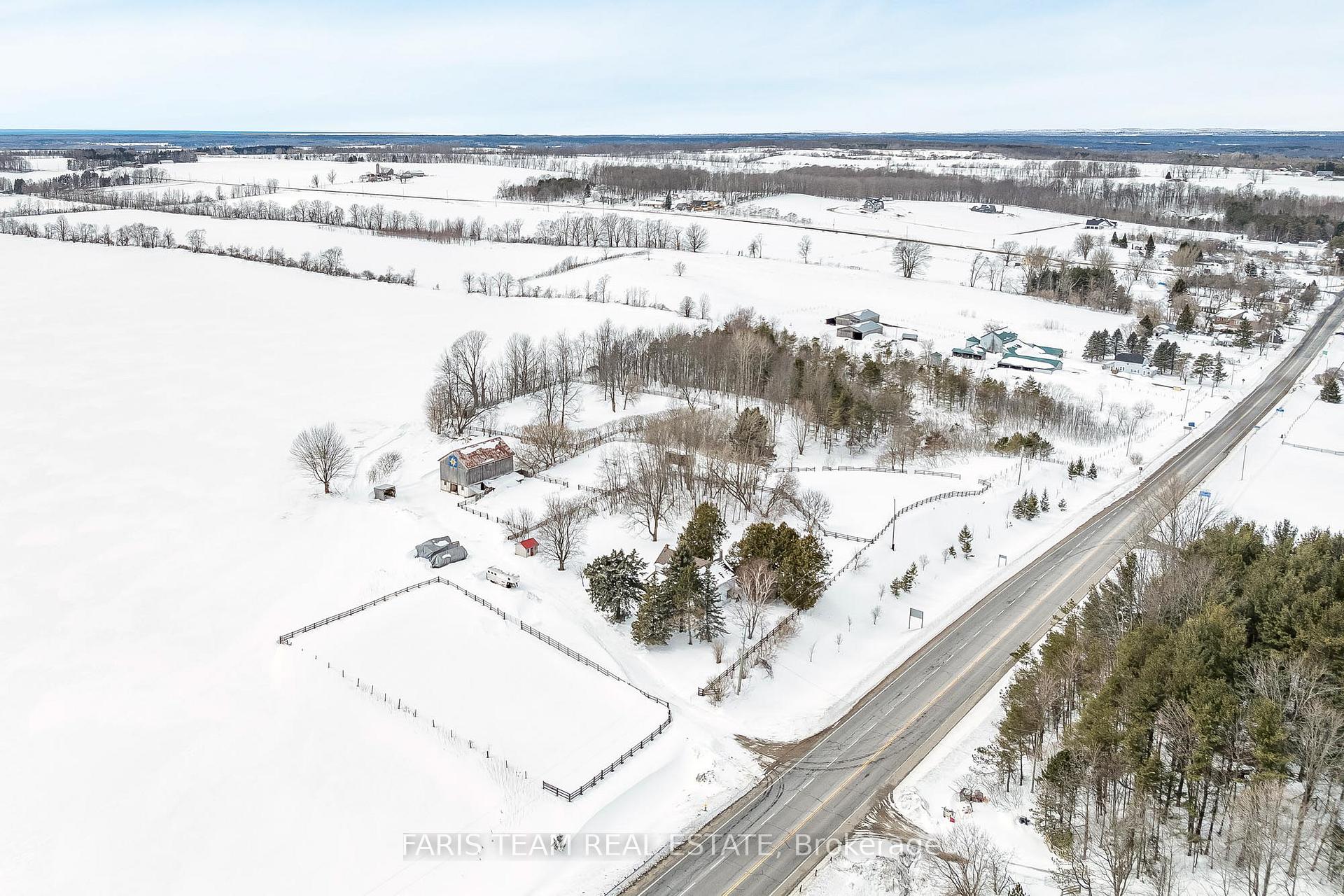 Photo 17 of 6236 Penetanguishene Road, Springwater, Elmvale — HOMEH
