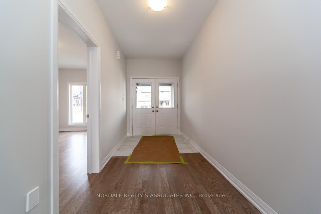 Photo 6 of 1393 Stovell Crescent, Innisfil, Lefroy — HOMEH
