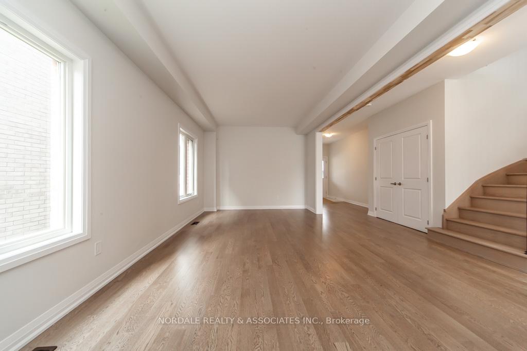 Photo 9 of 1393 Stovell Crescent, Innisfil, Lefroy — HOMEH