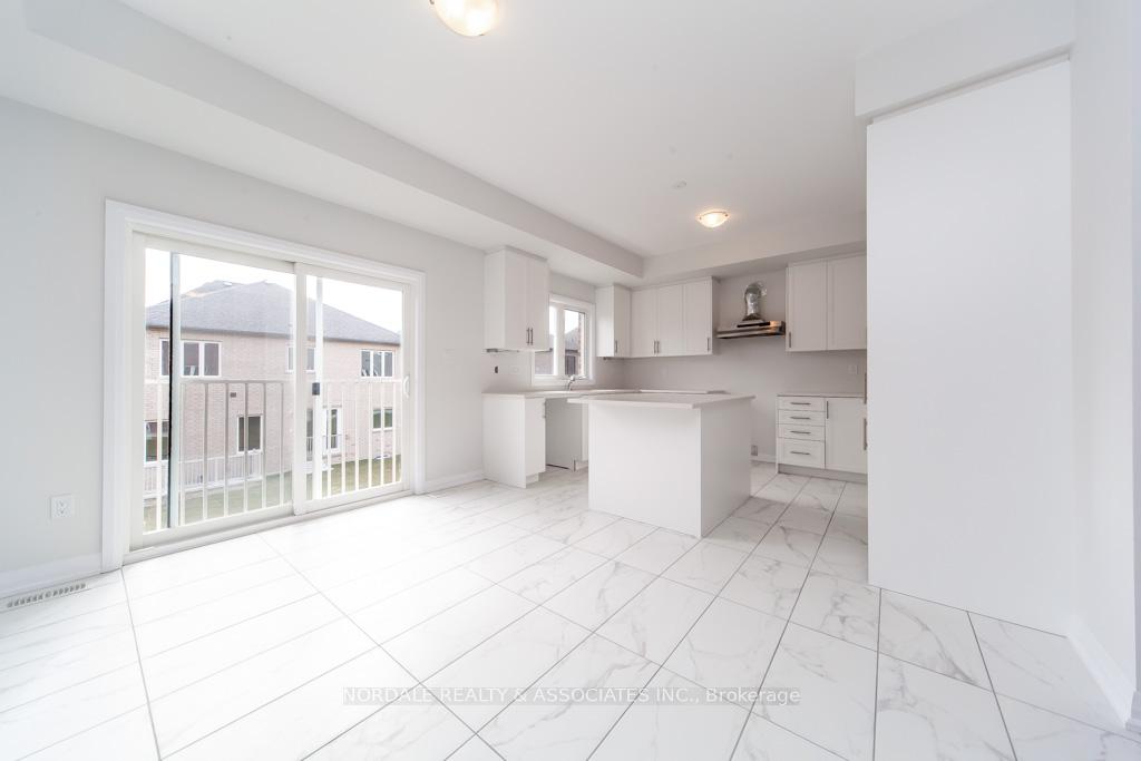 Photo 15 of 1393 Stovell Crescent, Innisfil, Lefroy — HOMEH