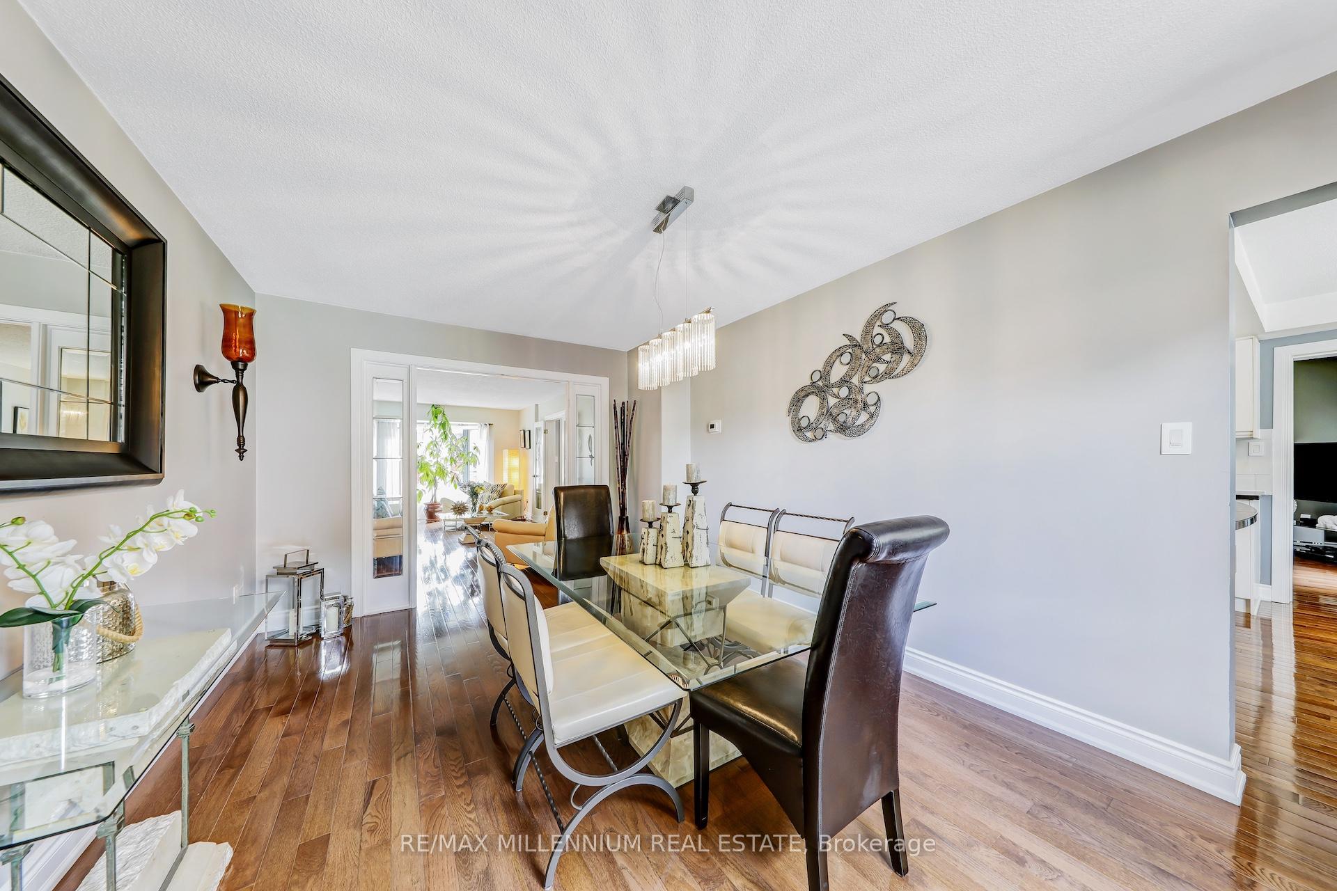 Photo 8 of 207 Hoover Drive, Pickering, Rougemount — HOMEH