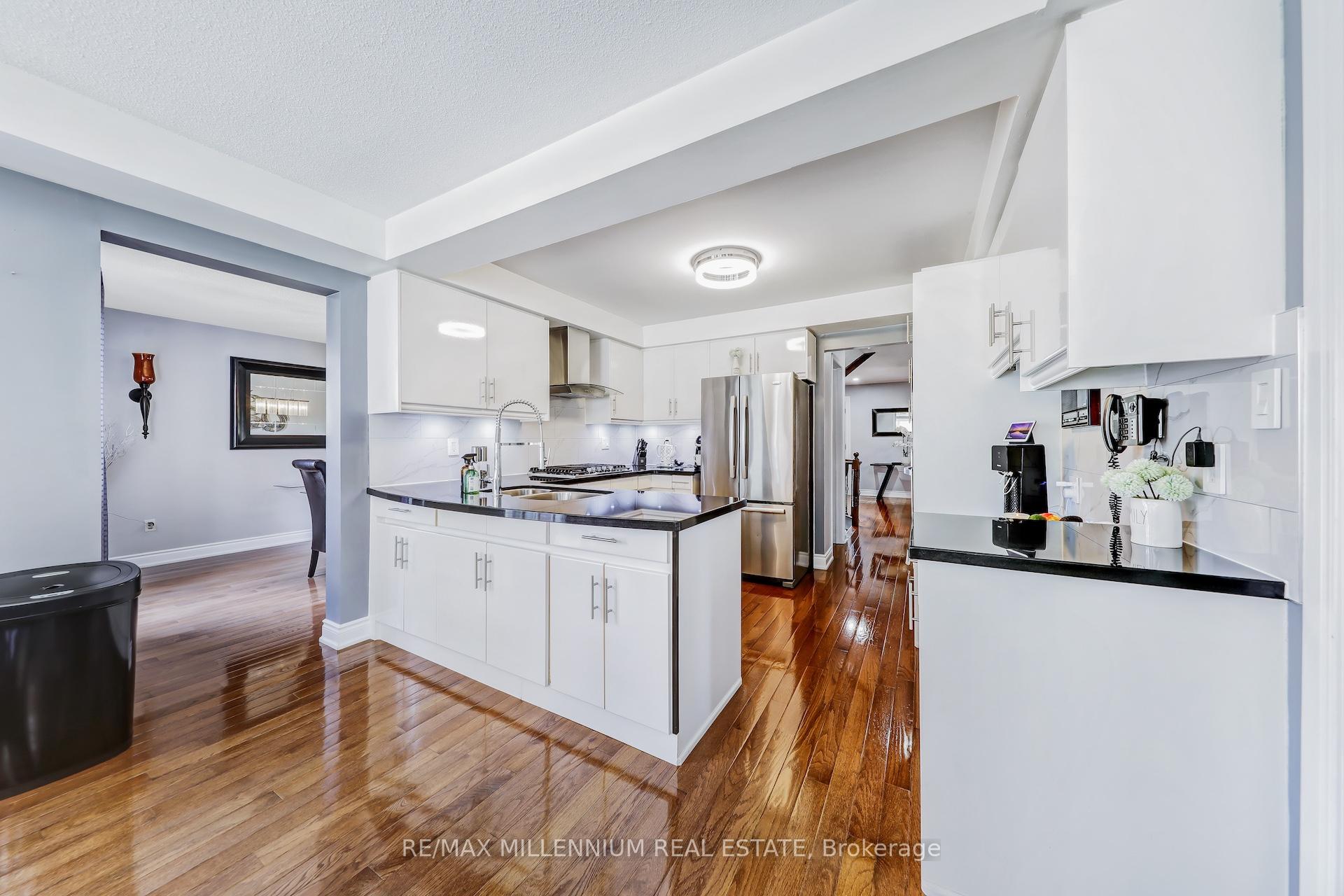 Photo 9 of 207 Hoover Drive, Pickering, Rougemount — HOMEH