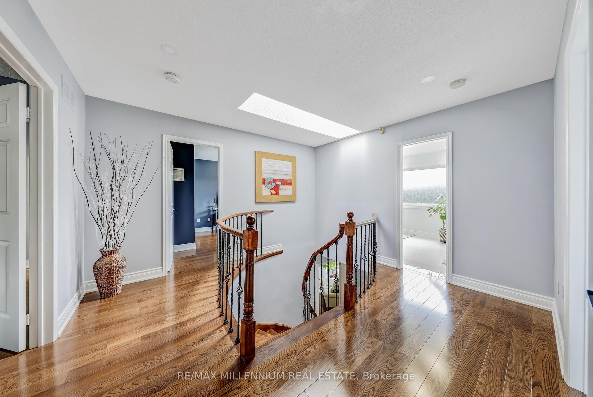 Photo 16 of 207 Hoover Drive, Pickering, Rougemount — HOMEH