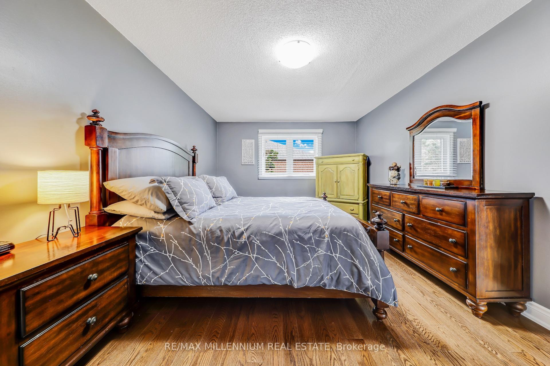 Photo 36 of 207 Hoover Drive, Pickering, Rougemount — HOMEH