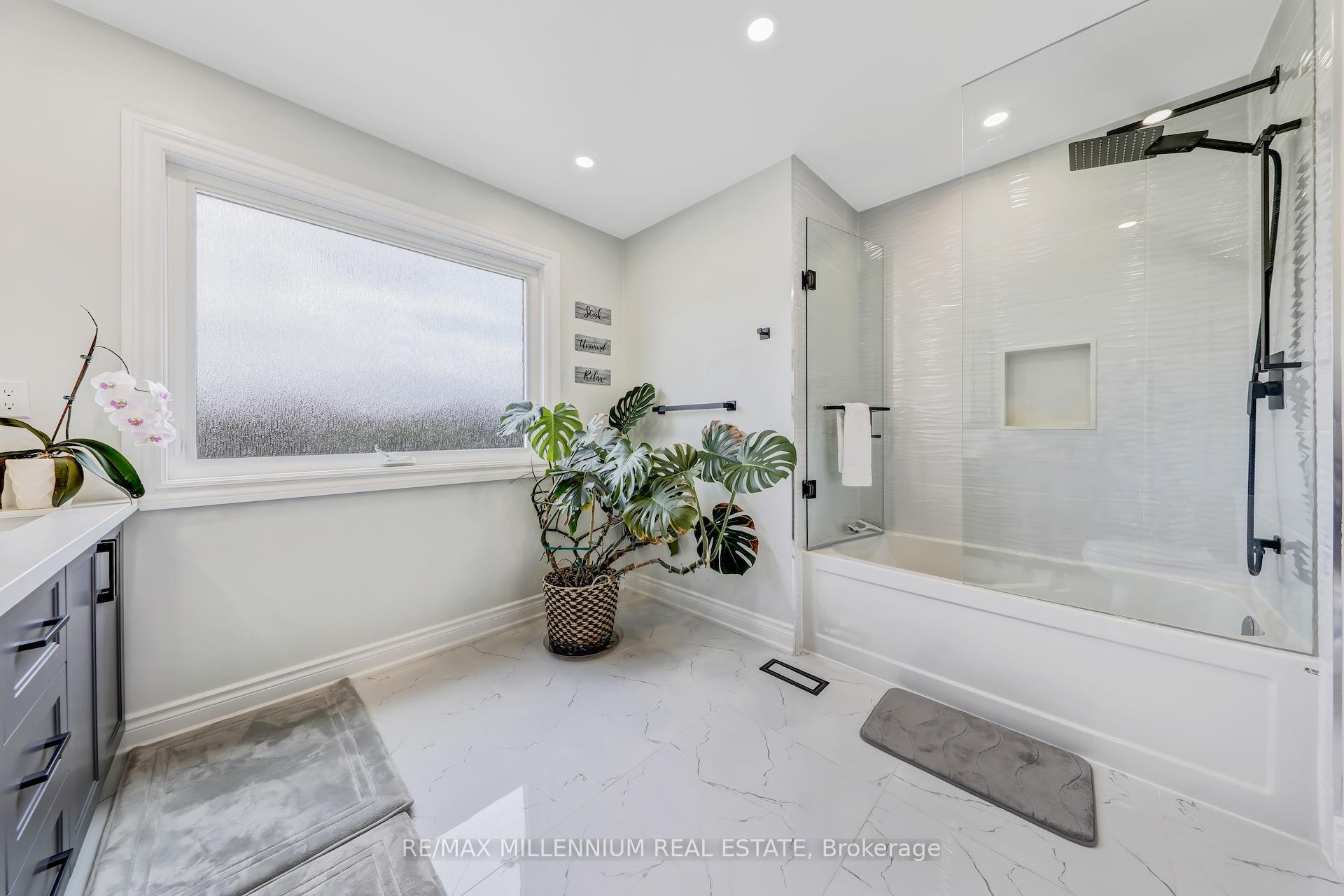 Photo 27 of 207 Hoover Drive, Pickering, Rougemount — HOMEH