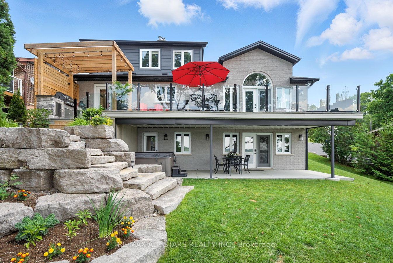 Photo 4 of 18 Pettet Drive, Scugog, Port Perry — HOMEH