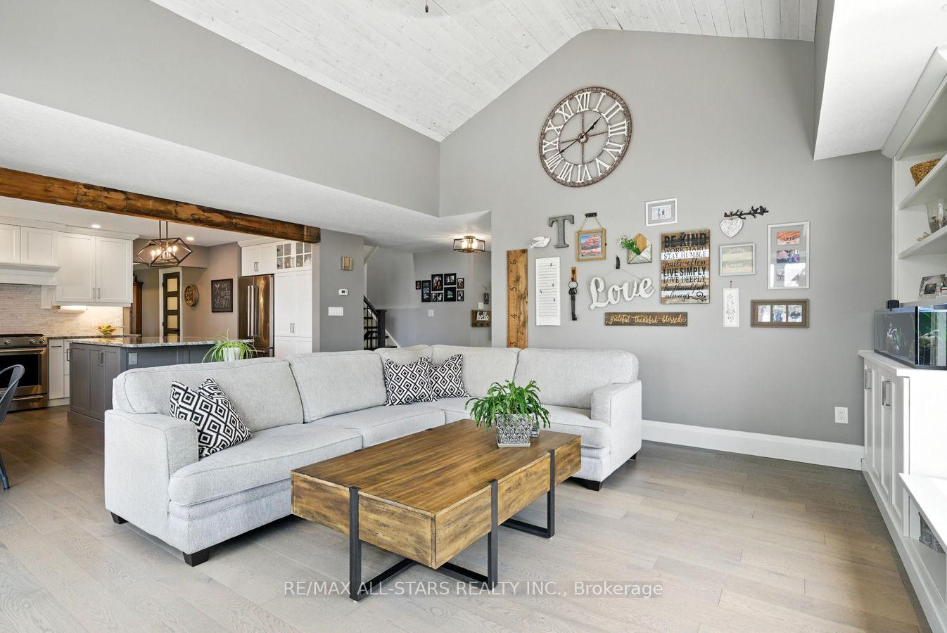 Photo 22 of 18 Pettet Drive, Scugog, Port Perry — HOMEH