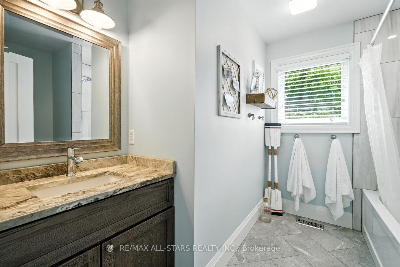 Photo 37 of 18 Pettet Drive, Scugog, Port Perry — HOMEH