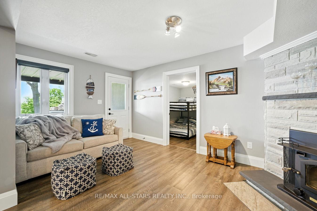Photo 34 of 18 Pettet Drive, Scugog, Port Perry — HOMEH