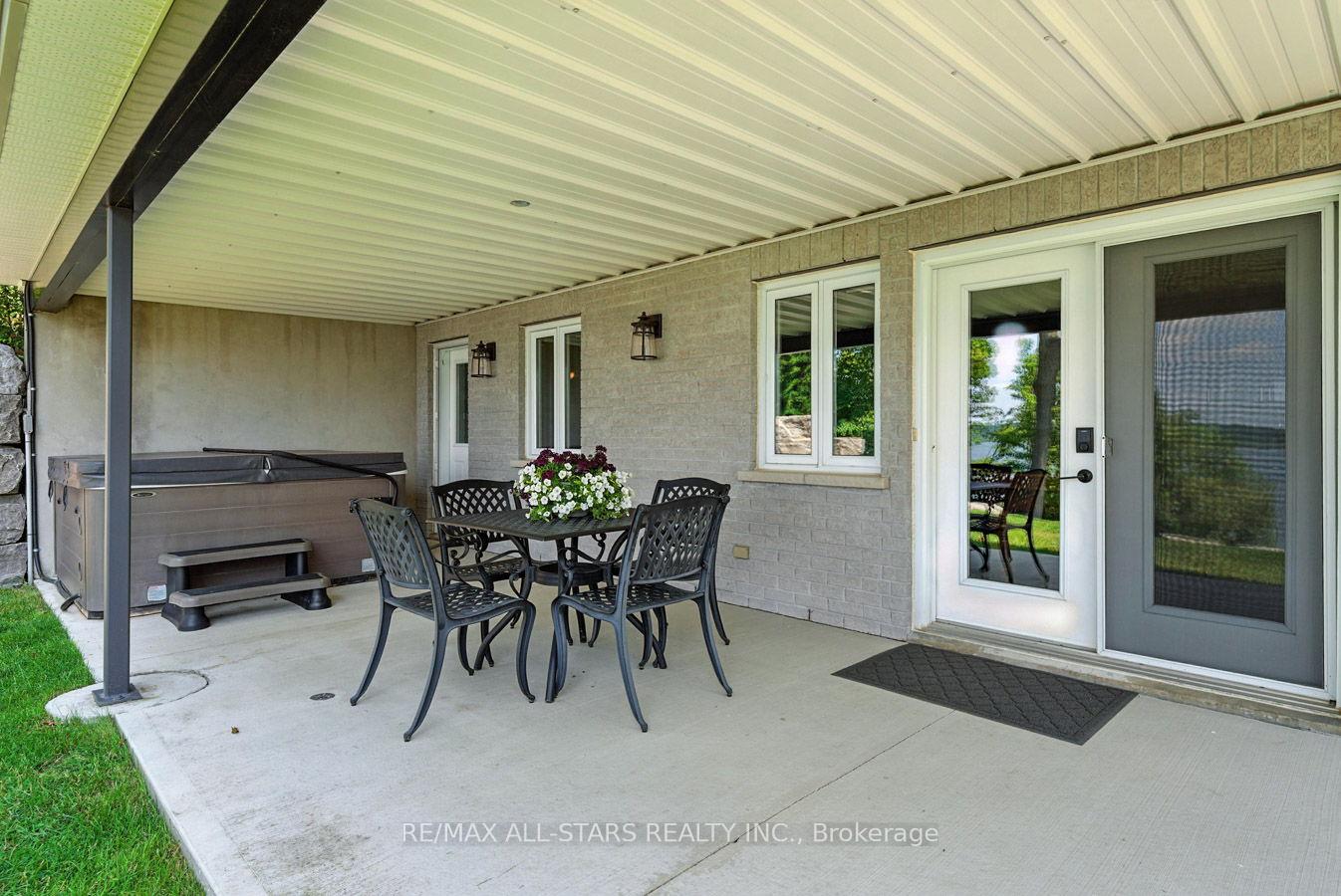 Photo 39 of 18 Pettet Drive, Scugog, Port Perry — HOMEH