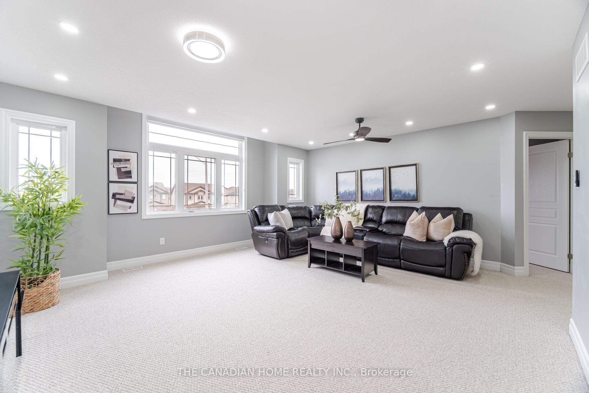 Photo 18 of 51 Newcastle Court, Kitchener, Huron Park — HOMEH