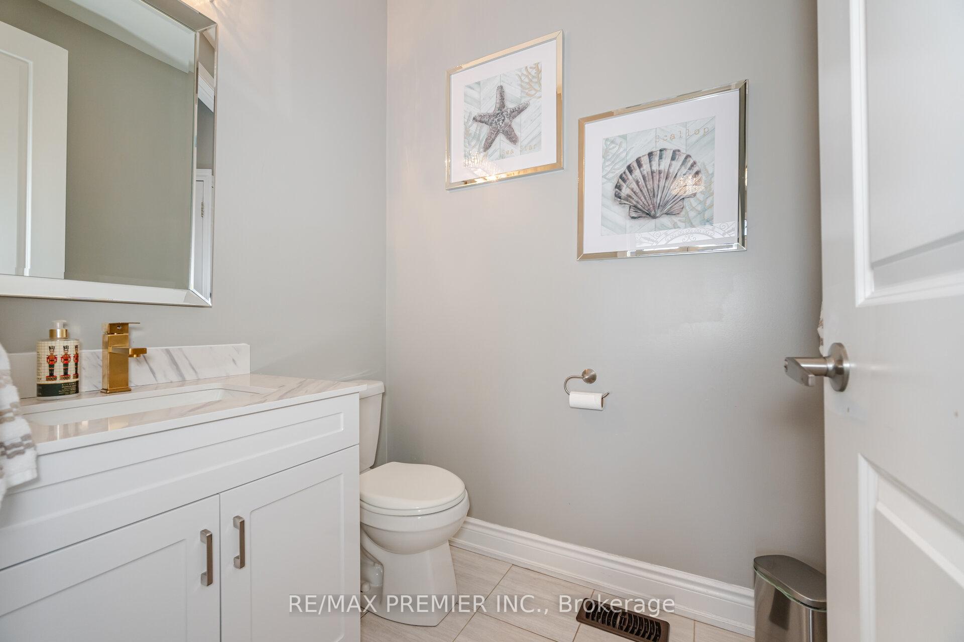 Photo 13 of 2 Zenith Avenue, Vaughan, Kleinburg — HOMEH