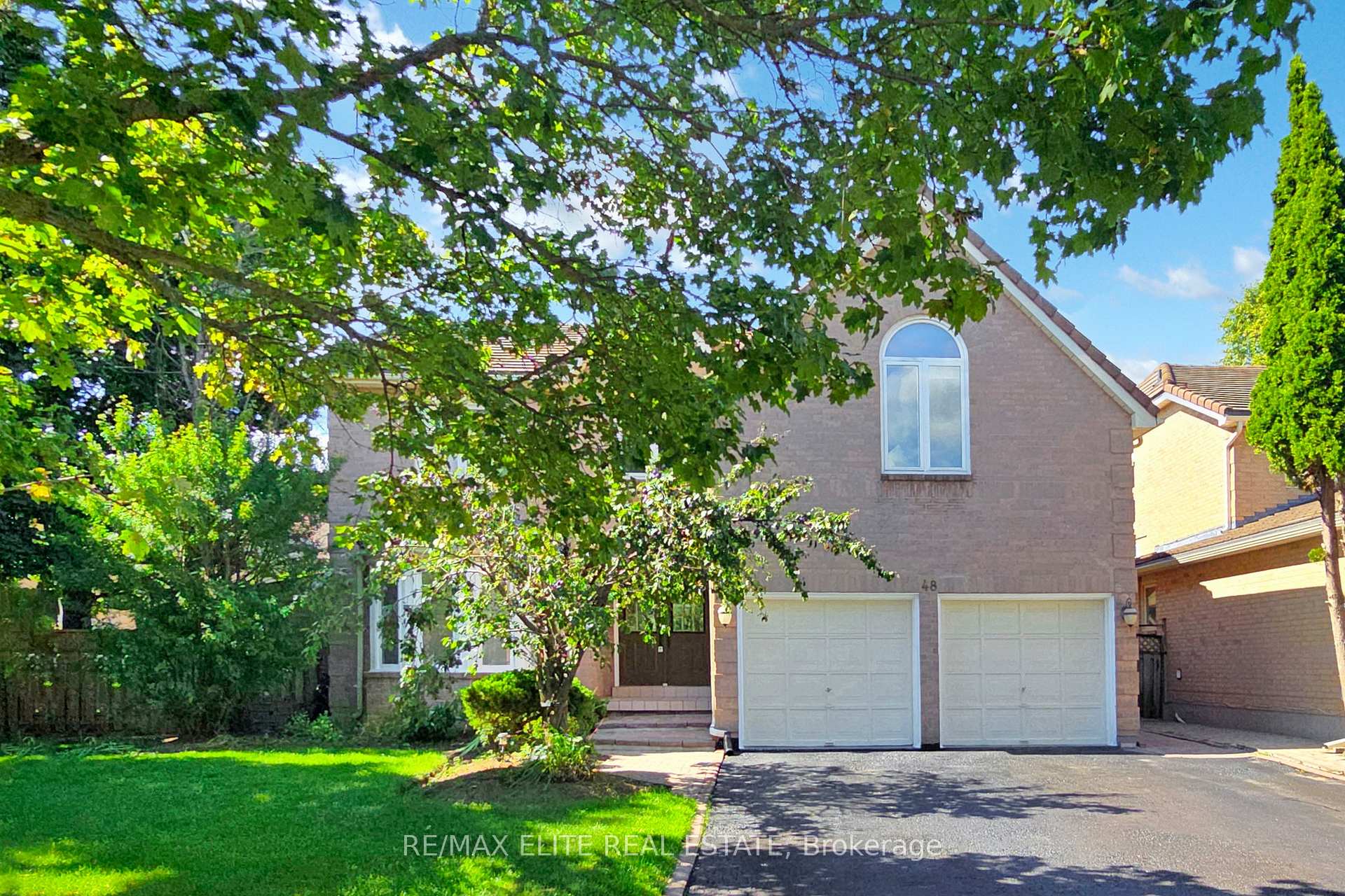 Photo 1 of 48 John Button Boulevard, Markham, Buttonville — HOMEH