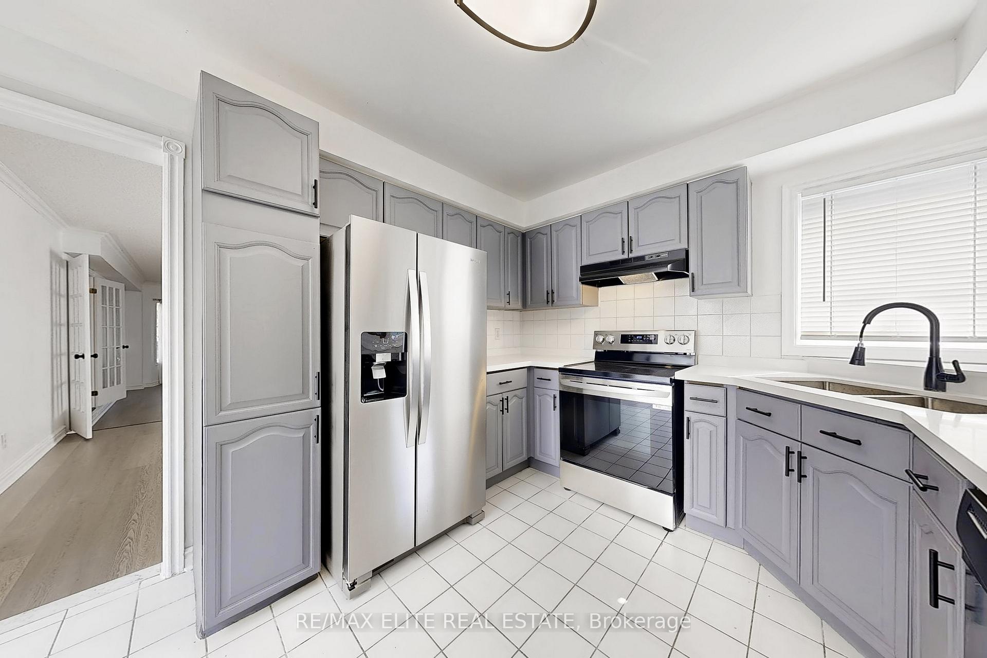Photo 20 of 48 John Button Boulevard, Markham, Buttonville — HOMEH