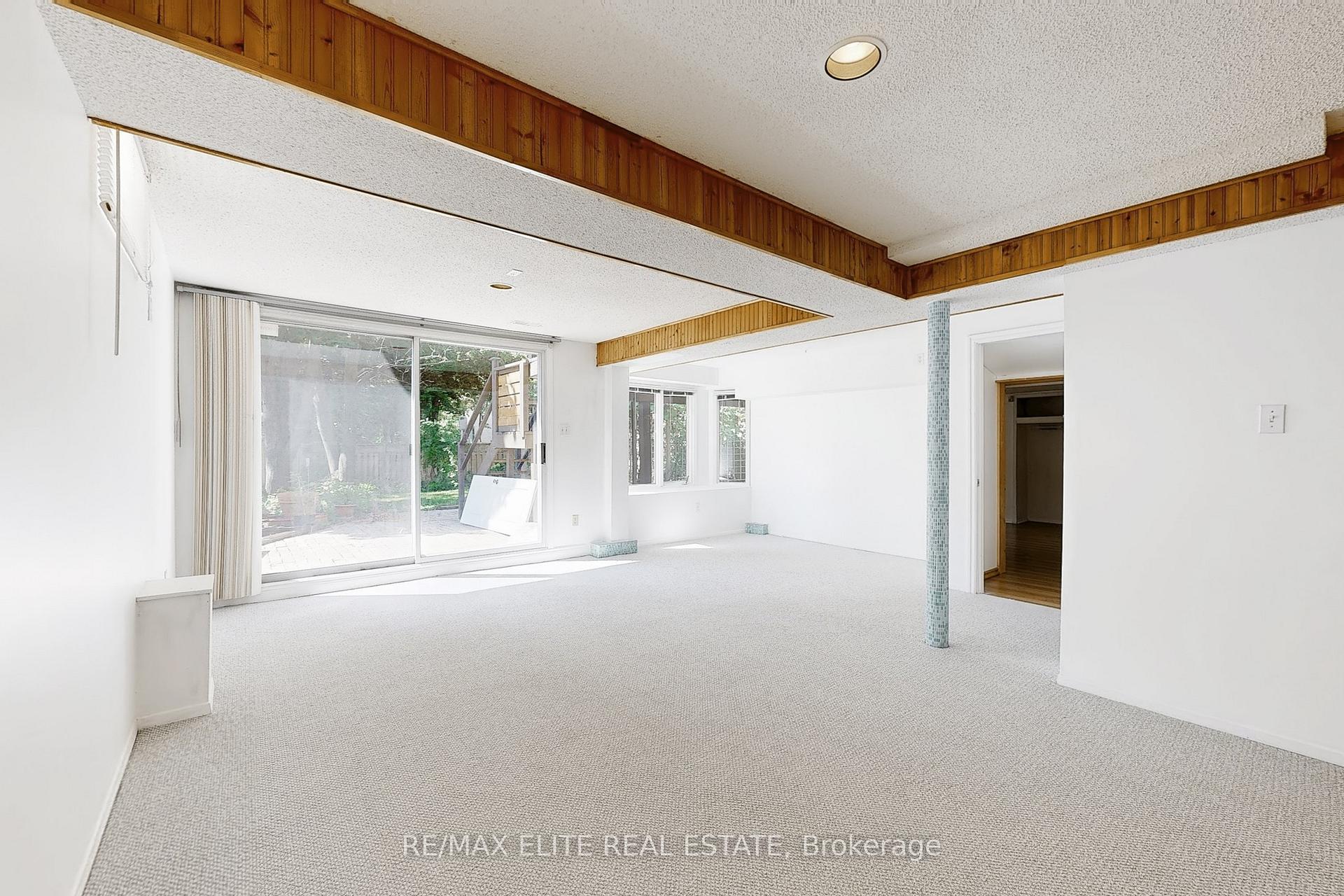 Photo 12 of 48 John Button Boulevard, Markham, Buttonville — HOMEH