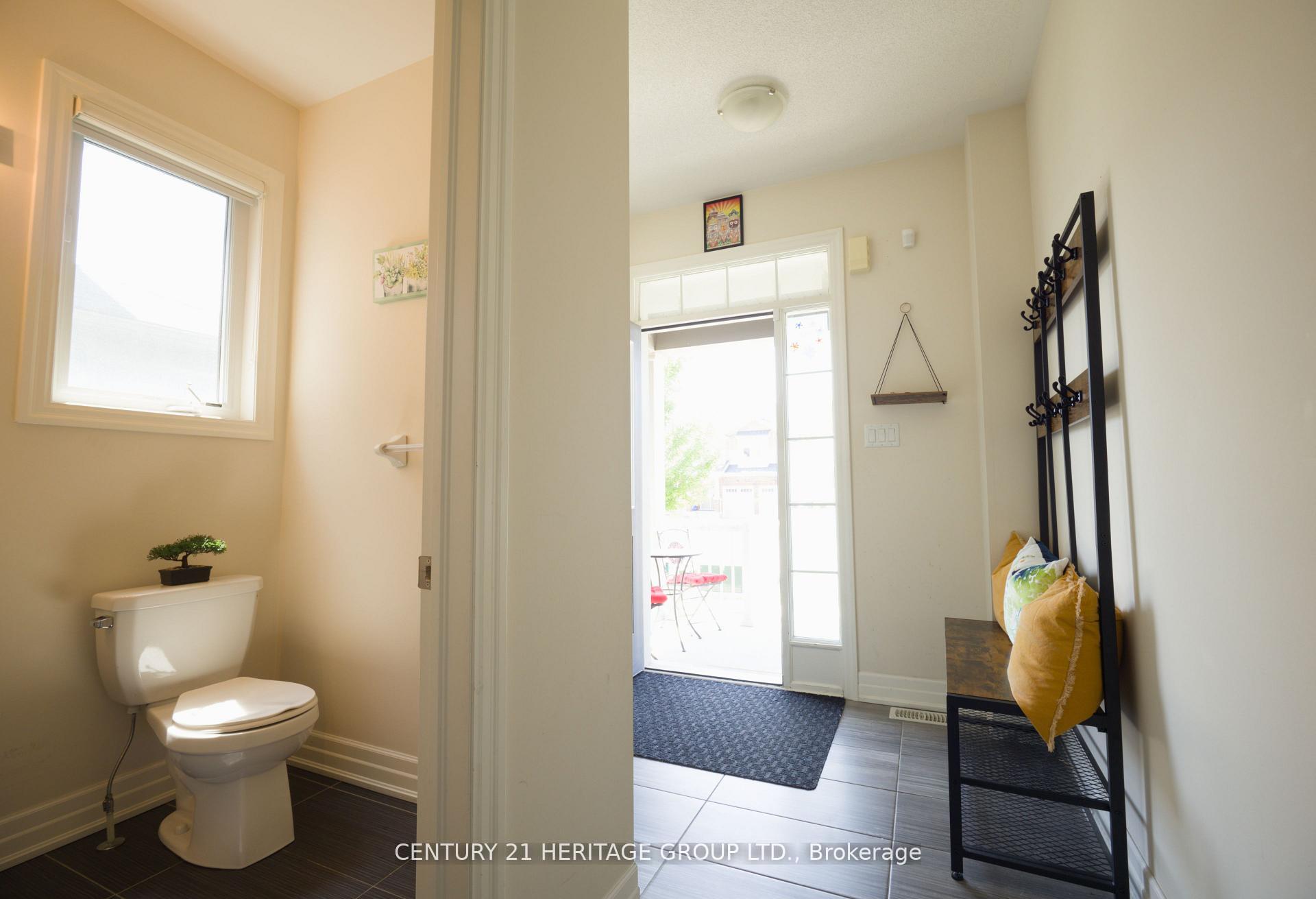 Photo 3 of 2509 Bridle Road, Oshawa, Windfields — HOMEH