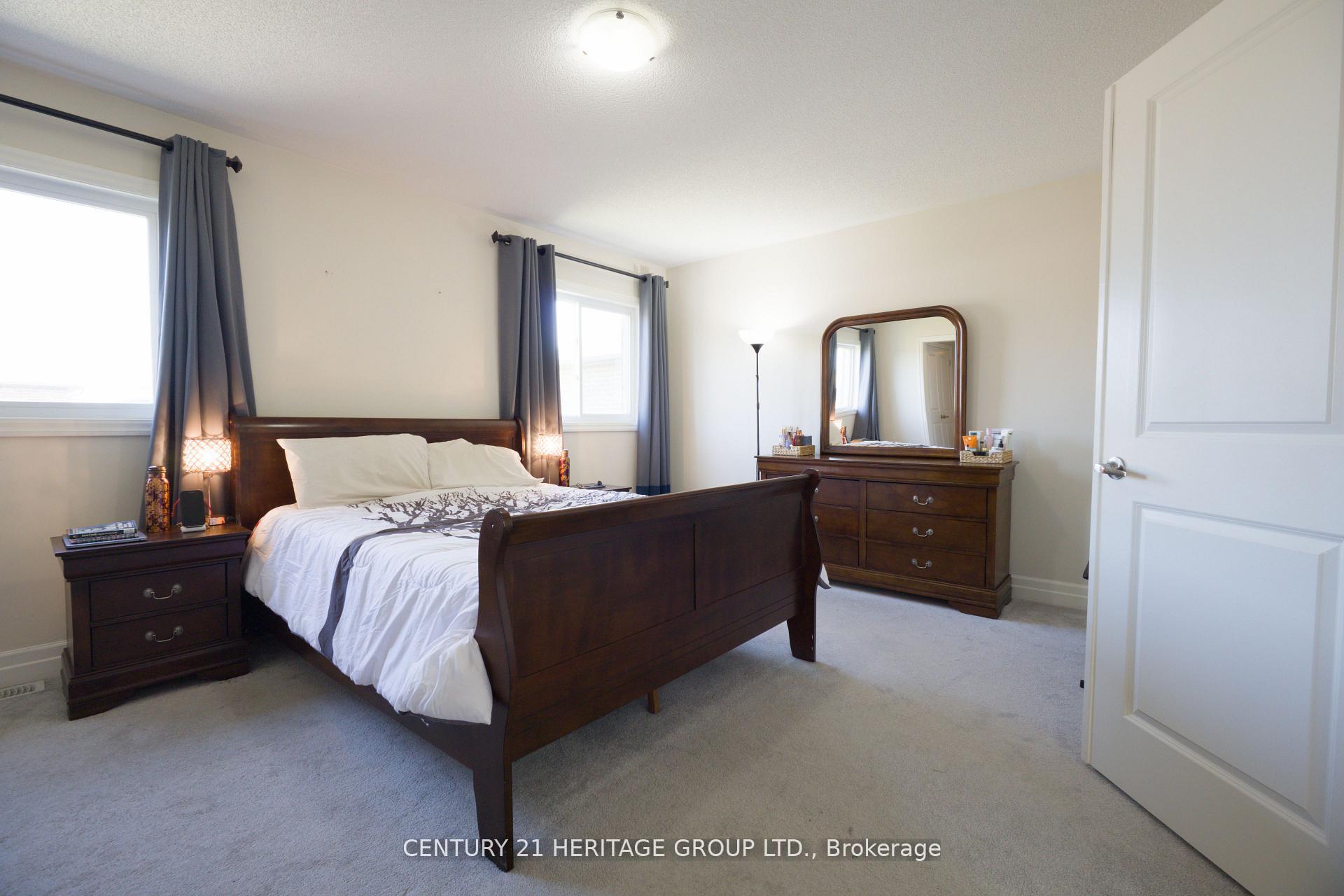 Photo 10 of 2509 Bridle Road, Oshawa, Windfields — HOMEH