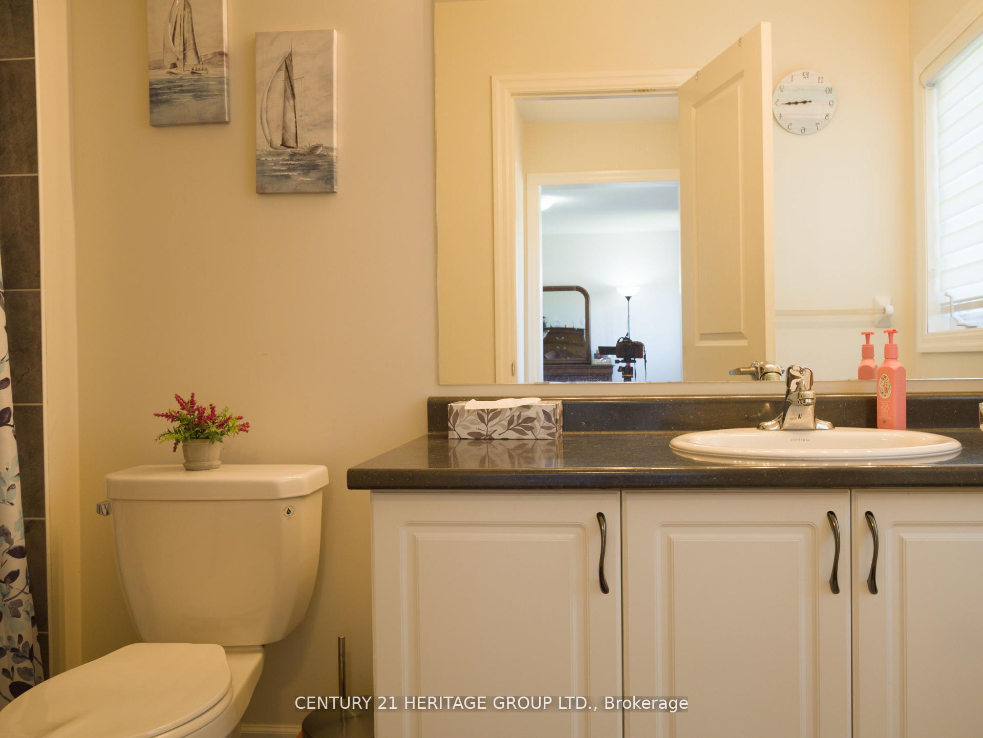 Photo 18 of 2509 Bridle Road, Oshawa, Windfields — HOMEH