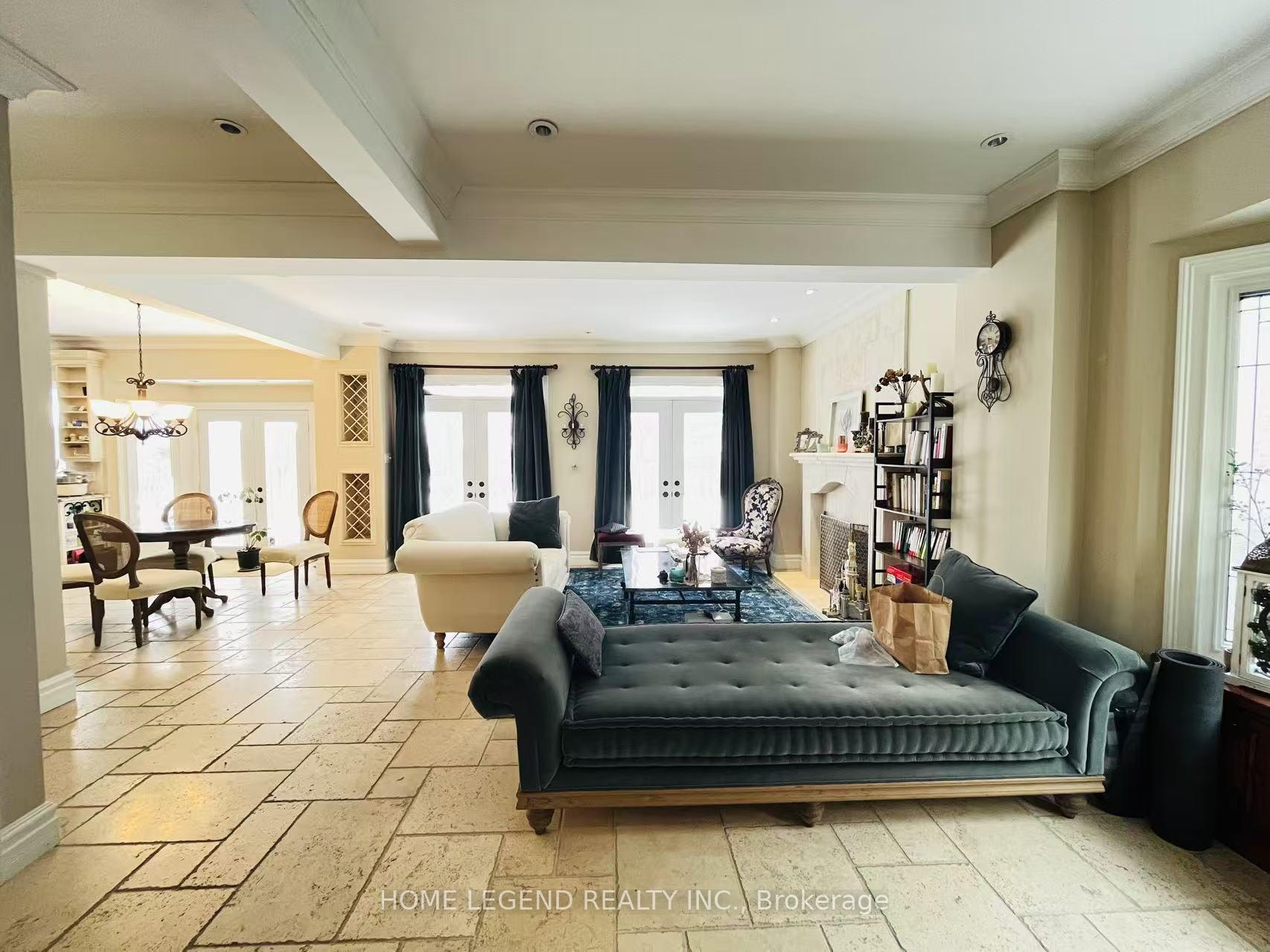 Photo 12 of 34 Harpers croft, Markham, Unionville — HOMEH