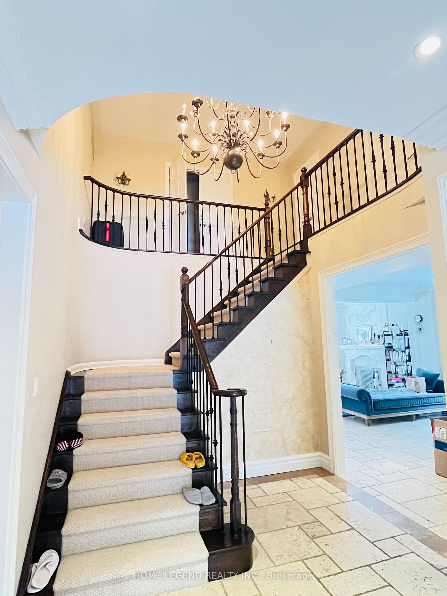 Photo 14 of 34 Harpers croft, Markham, Unionville — HOMEH