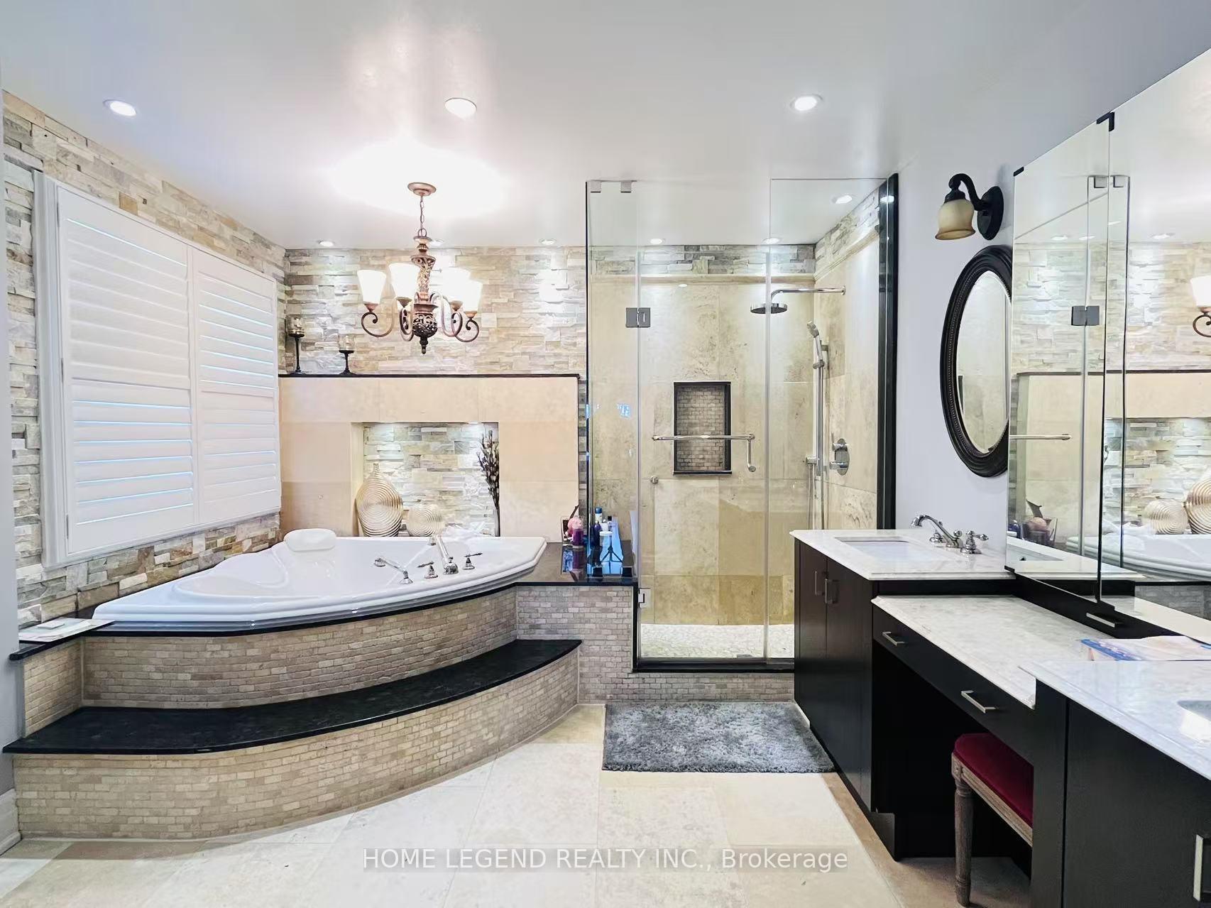 Photo 8 of 34 Harpers croft, Markham, Unionville — HOMEH