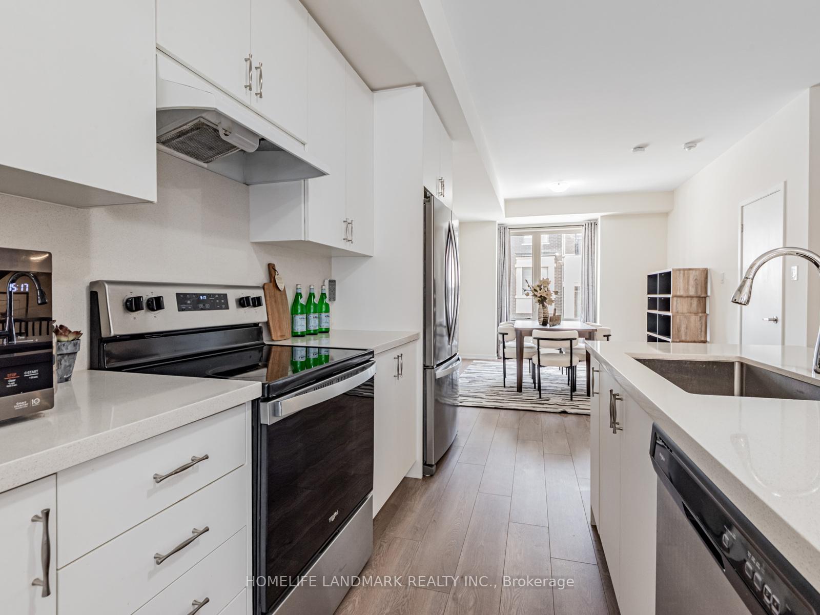 Photo 12 of 25 Origin Way, Vaughan, Patterson — HOMEH