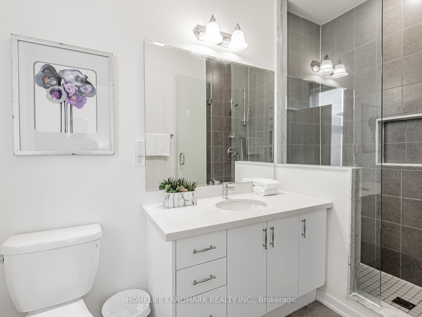 Photo 5 of 25 Origin Way, Vaughan, Patterson — HOMEH