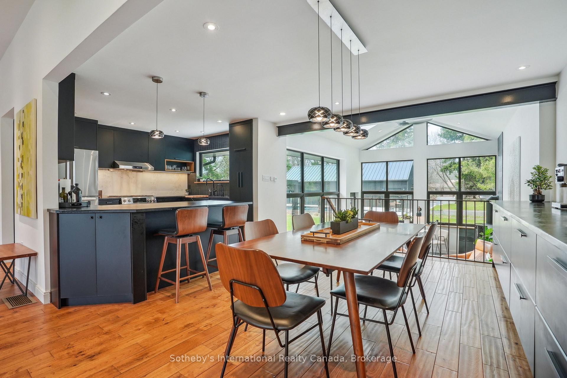 Photo 21 of 3 Forest Avenue, Hamilton, Greensville — HOMEH